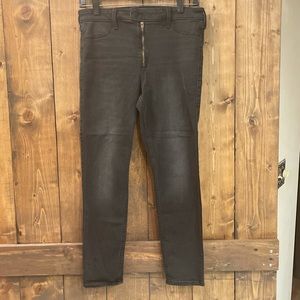 Hollister High Rise Crop Jean Legging